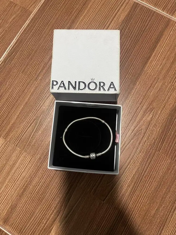 gelang pandoraa