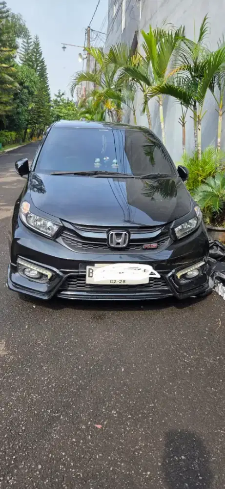 Brio 2022 pemakaian 2023 kilometer unik dan harga Unik