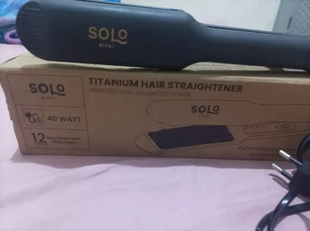 Catokkan rambut pelurus