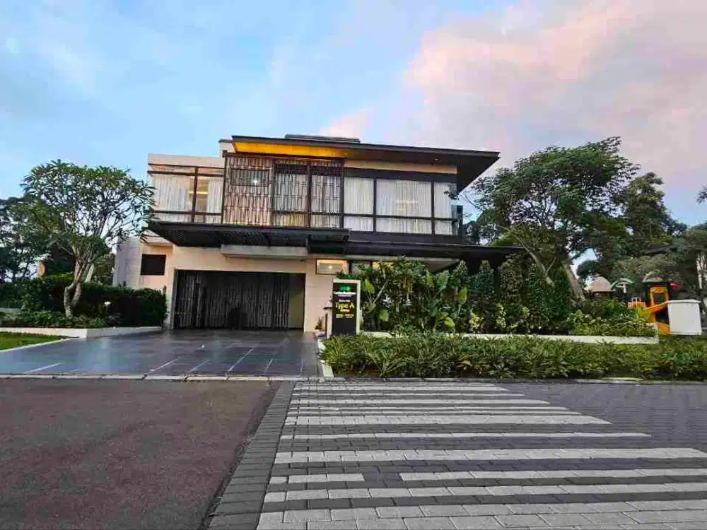 Rumah Mewah di Cimanggis Golf ada Privat Kolam Renang akses 500 meter ke Tol