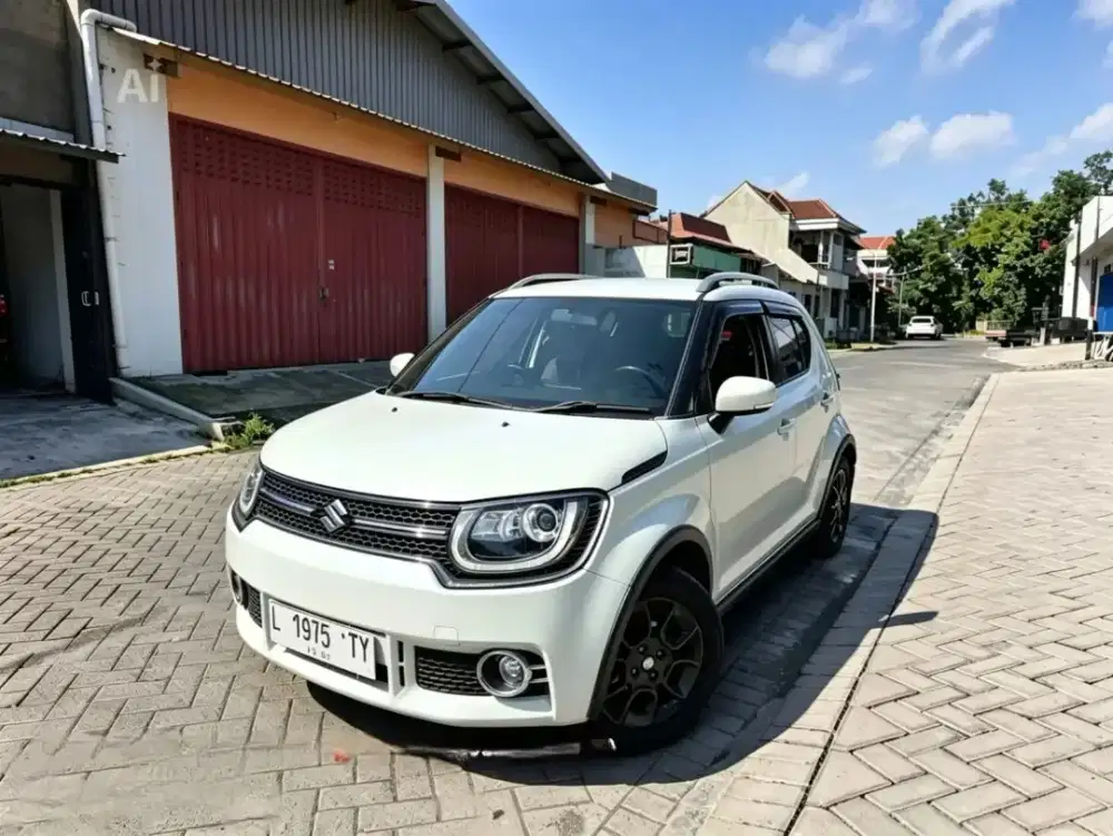 SUZUKI IQNIS 1.2 GX A/T 2017 PUTIH