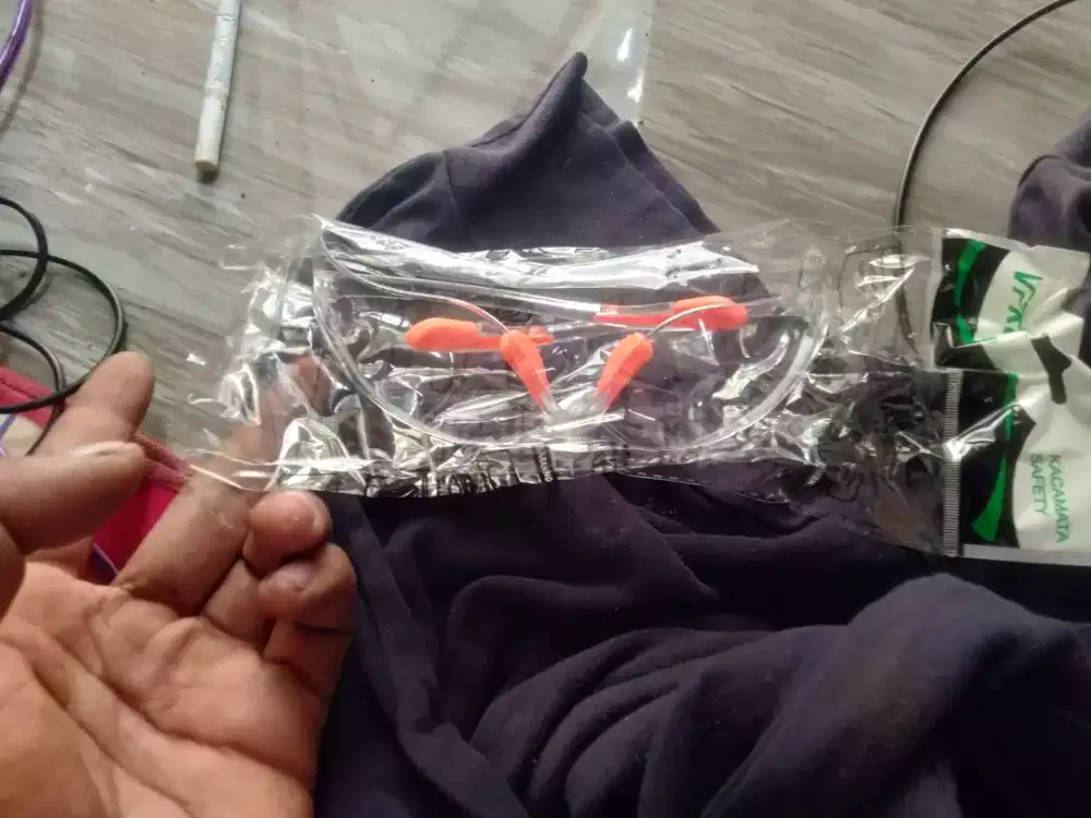 Kacamata safty google glass