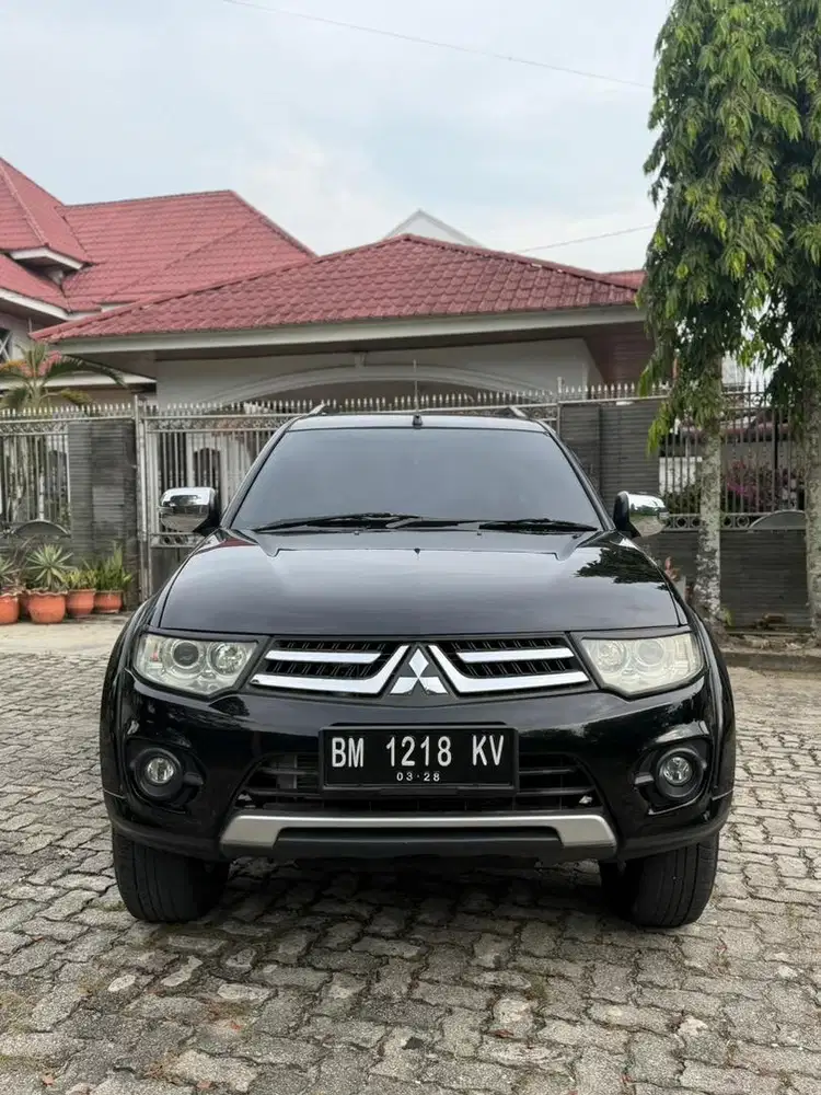 Di Jual cepat pajero excced 4x2 matic tahun 2014