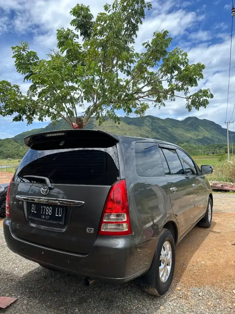 Innova Type V 2007
