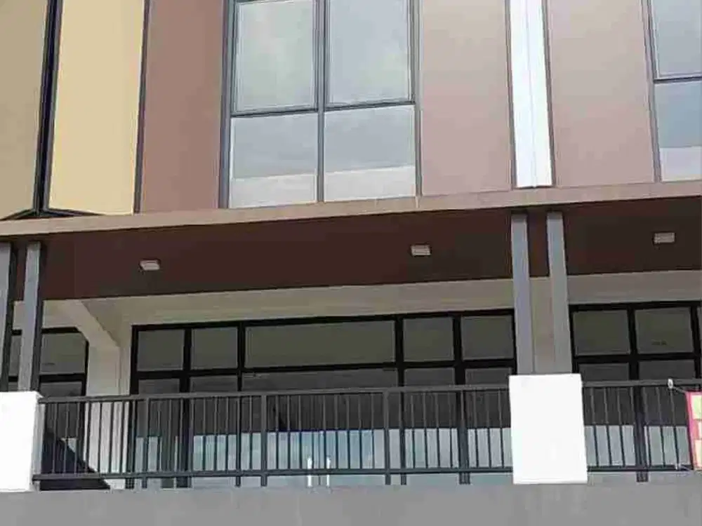 Disewakan Ruko 4 Lantai Summarecon Crown Gading Bekasi Dekat Harapan Indah