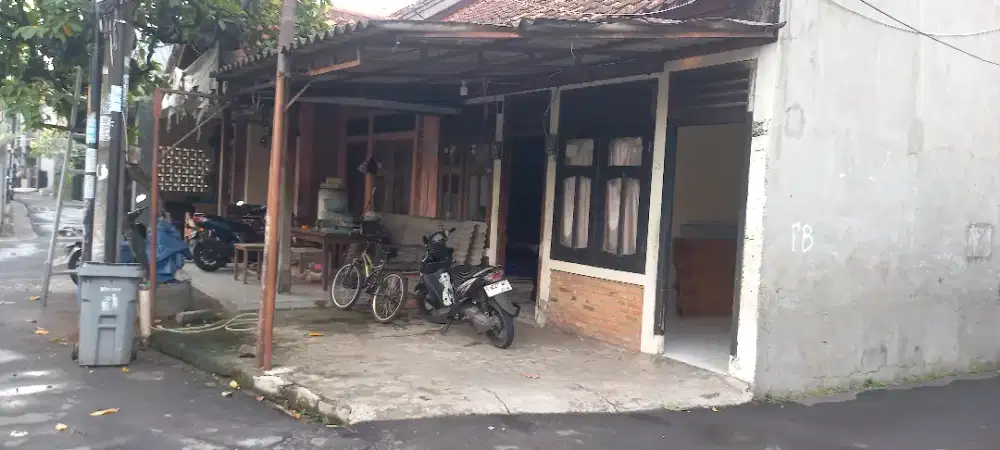 Di jual tanah sudah ada bangunan kontrakan