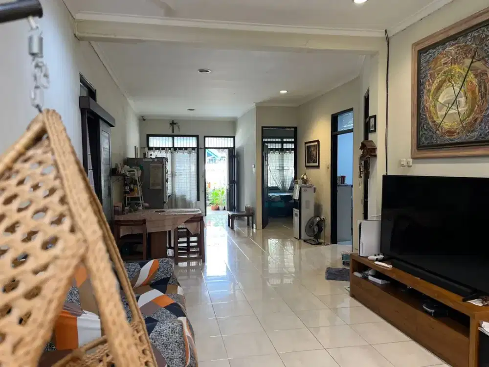 Dijual Rumah di Melati Mas BLok SR Hadap Selatan