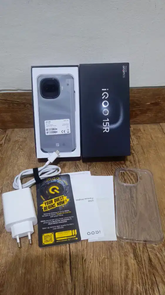 iQOO 15R RAM 12/512GB (like new)