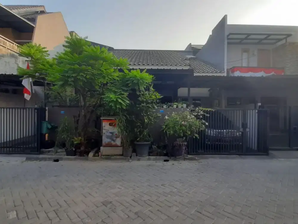 Jarang Ada Rumah Lebar 12 di Metro Permata