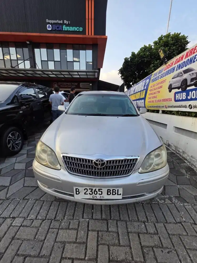 Toyota Camry V 3.0 Matic Tahun 2005 Kondisi Mulus Terawat Istimewa