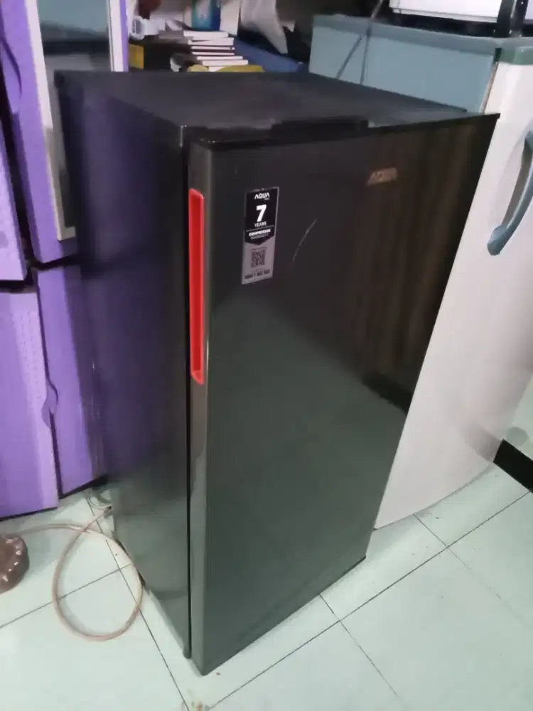 Like new aqua1 pintu lengkap normal beku