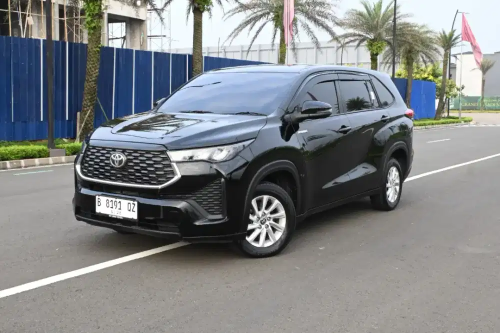 Toyota Innova Zenix G Hybrid 2023