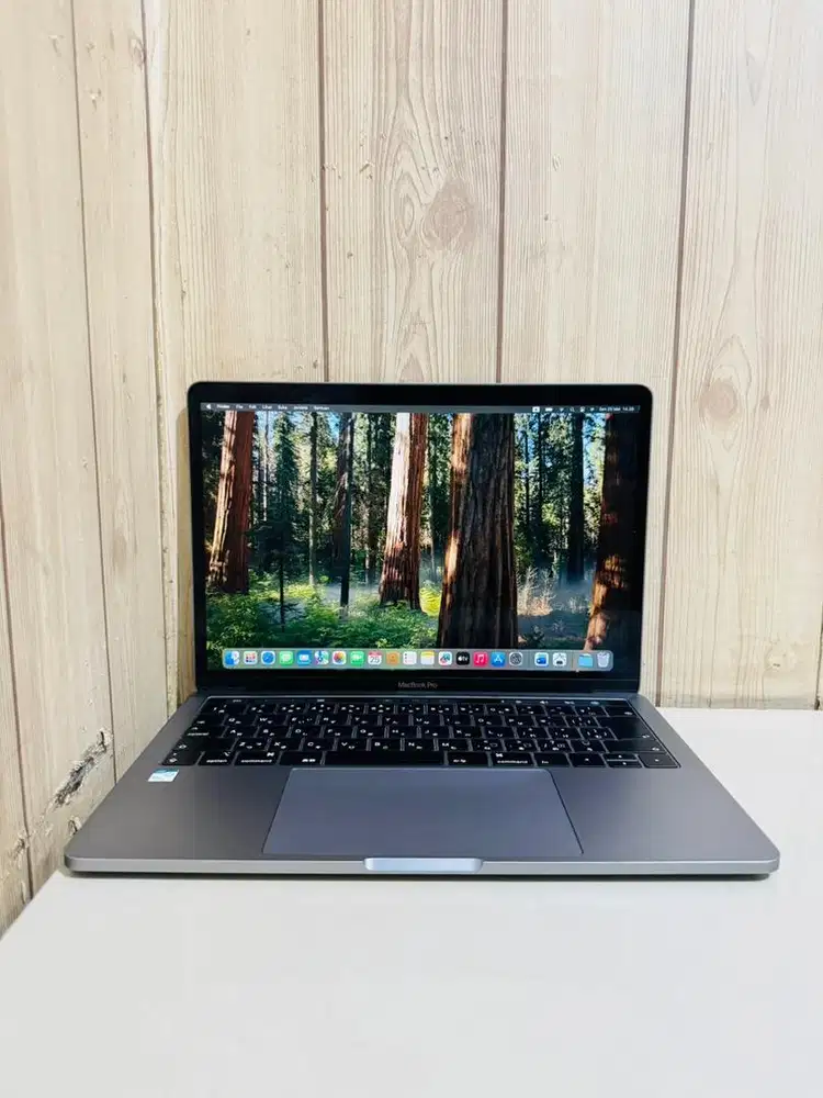 Macbook Pro Touchbar 2019 i5 Ram 8Gb Ssd 256Gb
