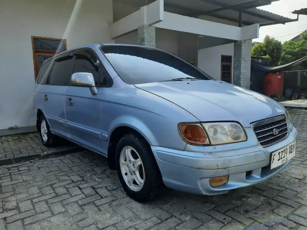 Hyundai Trajet 2001 Bensin
