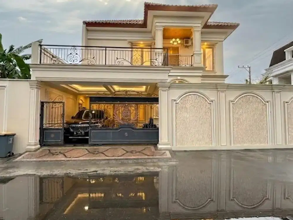 JUAL VILLA MEWAH DESAIN KLASIK MEDITERAN DI PUSAT KOTA JOGJA