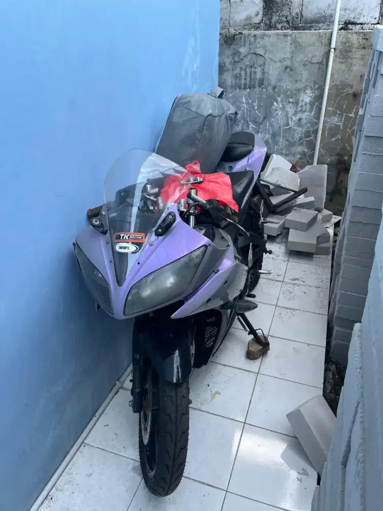 Yamaha R15 V2 2017