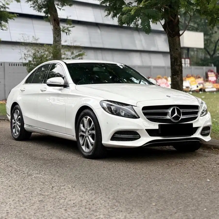 (CASH) Mercedes Benz C200 W205 Facelift 2015