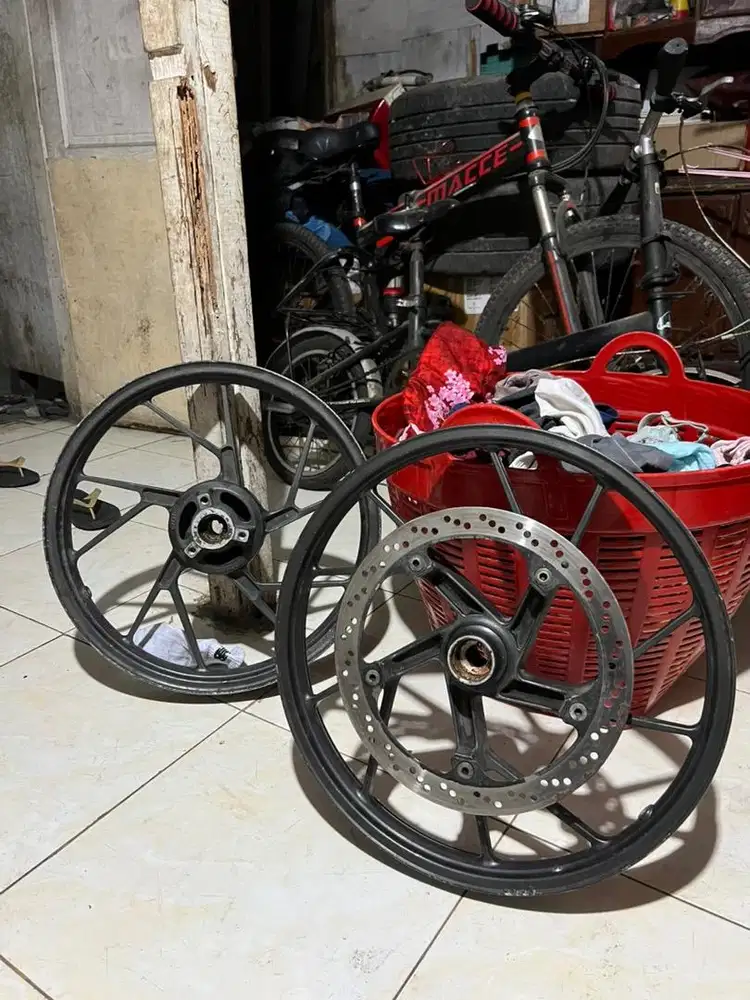 Velg kereta  satria fu
