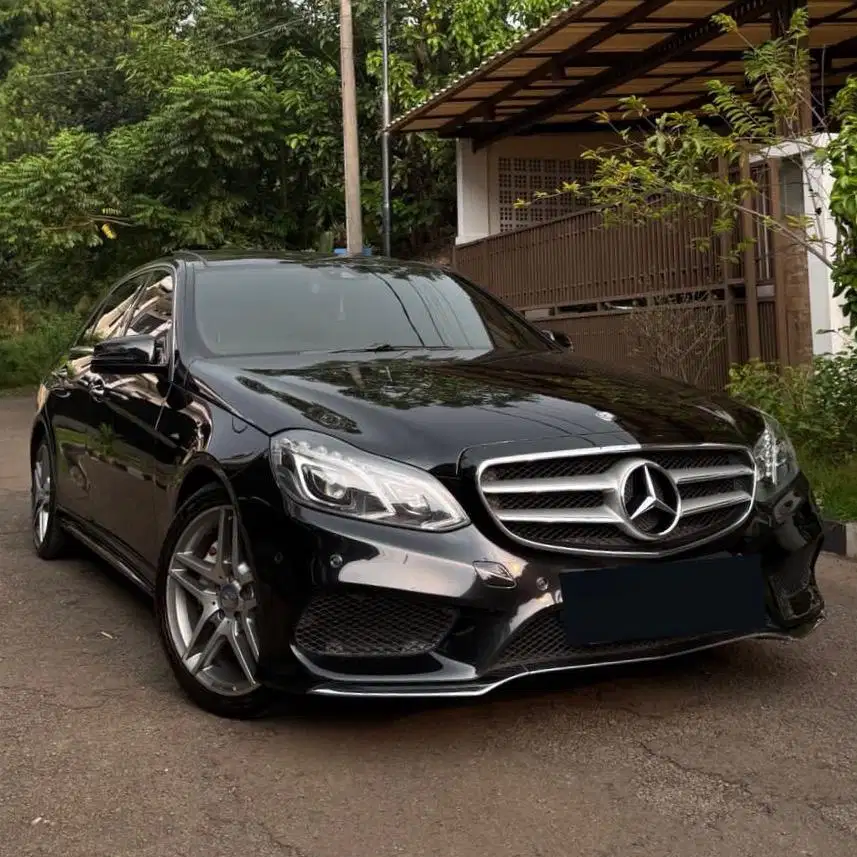 (CASH) Mercedes Benz E400 AMG W212 Facelift 2014