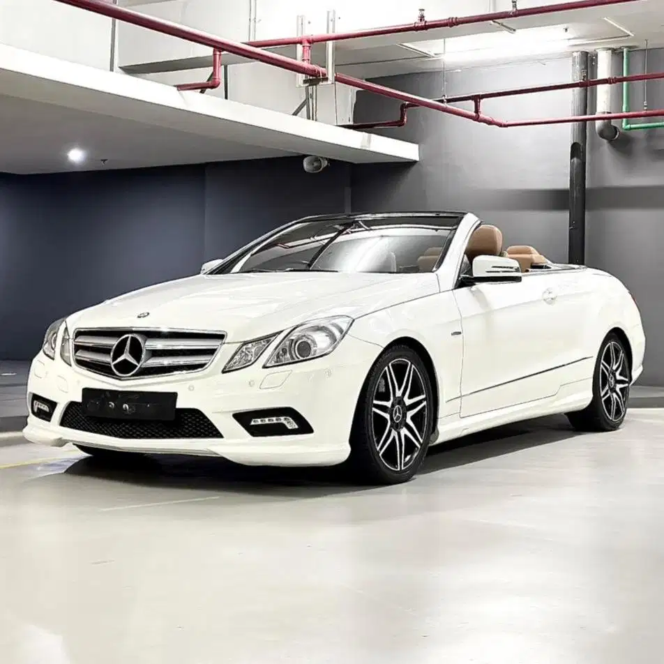 (CASH) Mercedes Benz E250 Cabriolet 2011