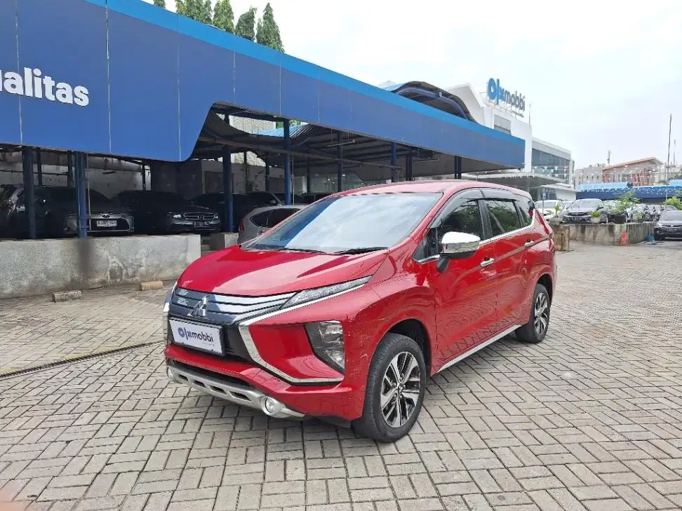 LOW DP Mitsubishi Xpander 1.5 Ultimate Bensin-AT 2019 JFA