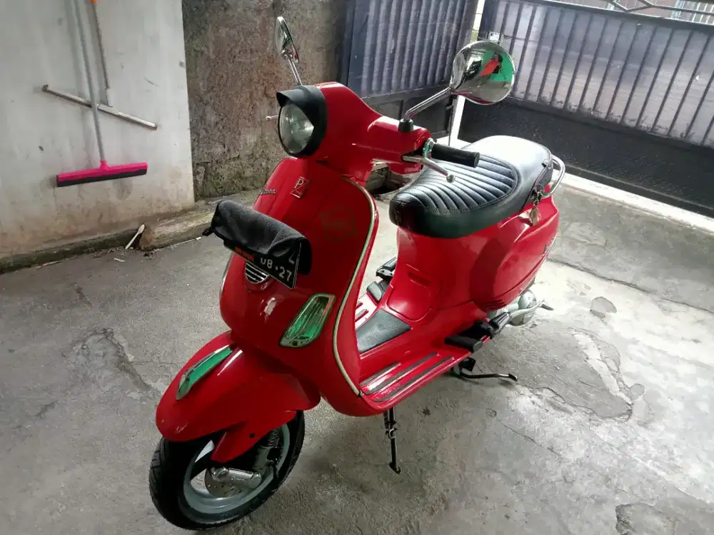 Jual Cepat!!!
Vespa LX 2V 2013 Karbu