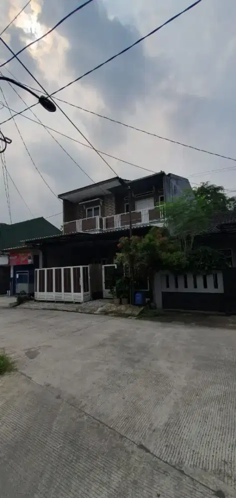 Dijual Rumah Mewah Cimone Permai Tangerang Kota, KPR  dibantu !!