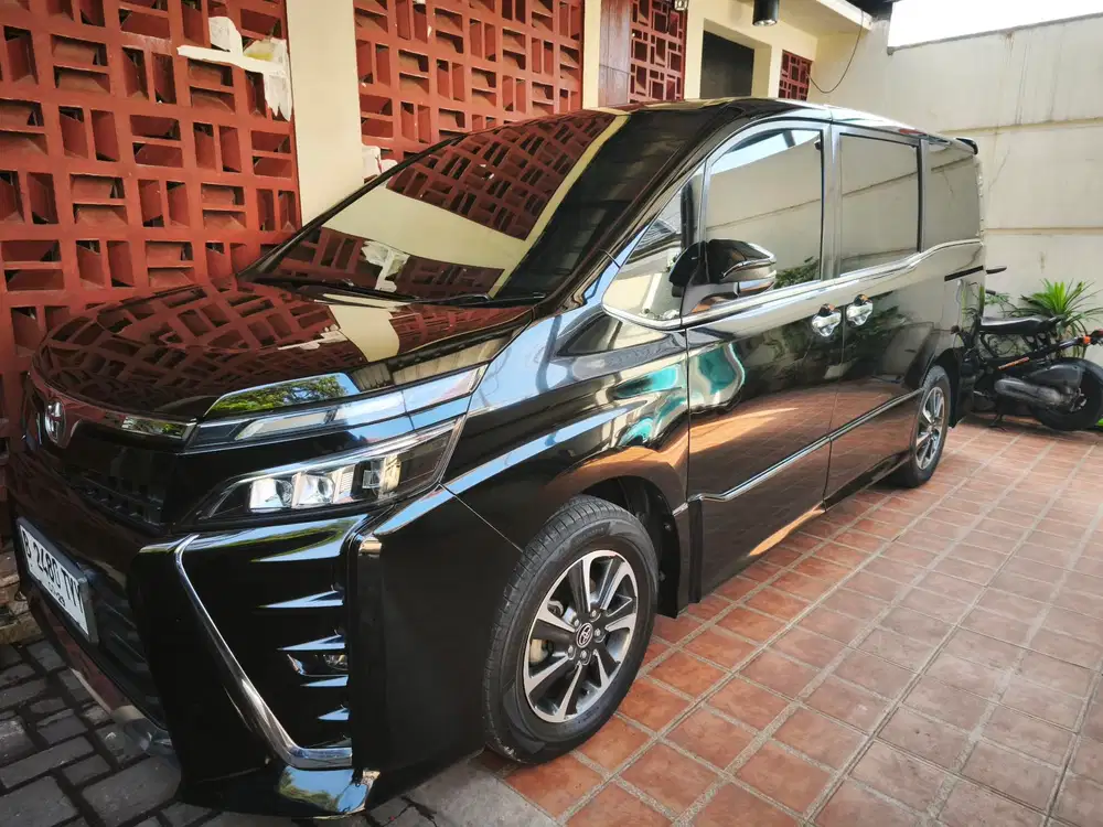 Toyota Voxy 2019 Bensin