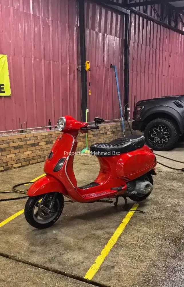 Piaggio Vespa LX 3V 2013