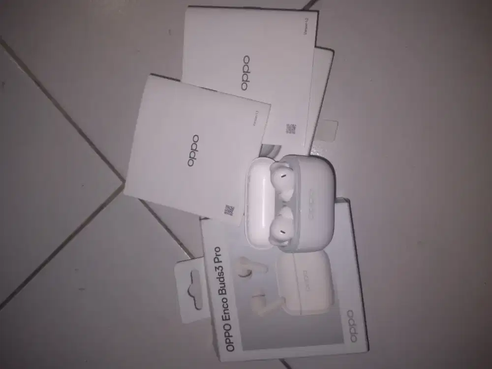 OPPO Enco Buds3 pro
