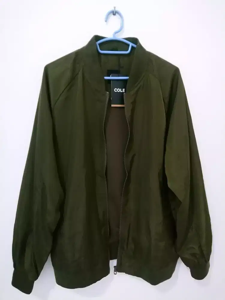 Jaket Pria merek Cole