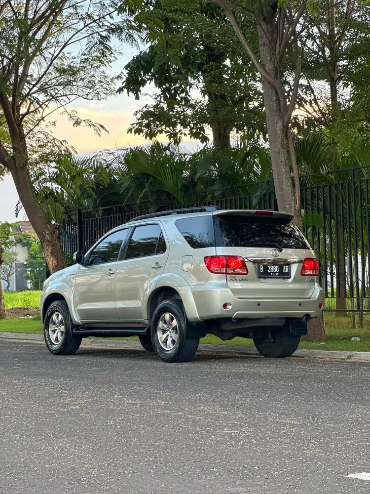 Toyota Fortuner 2007 Bensin