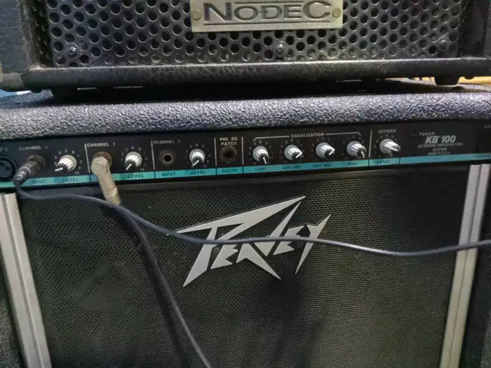 Dijual Speaker Peavey KB-100