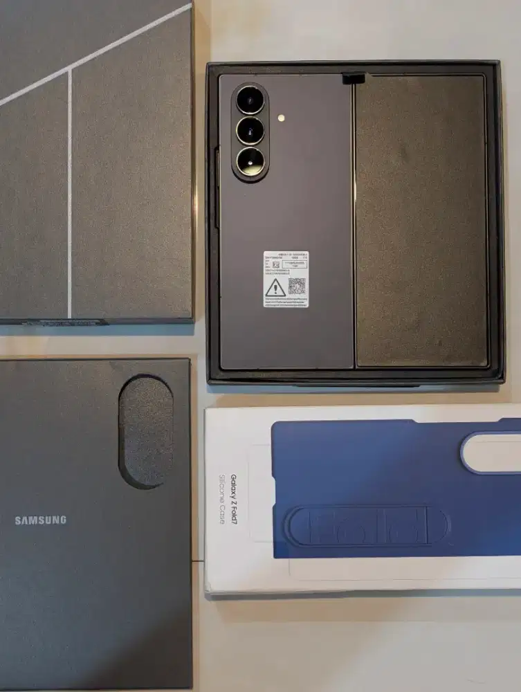 Samsung Z Fold 7 16/1Tb Resmi Sein