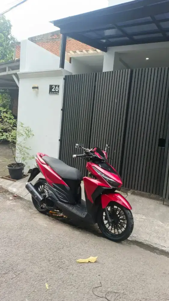 vario 125 led old