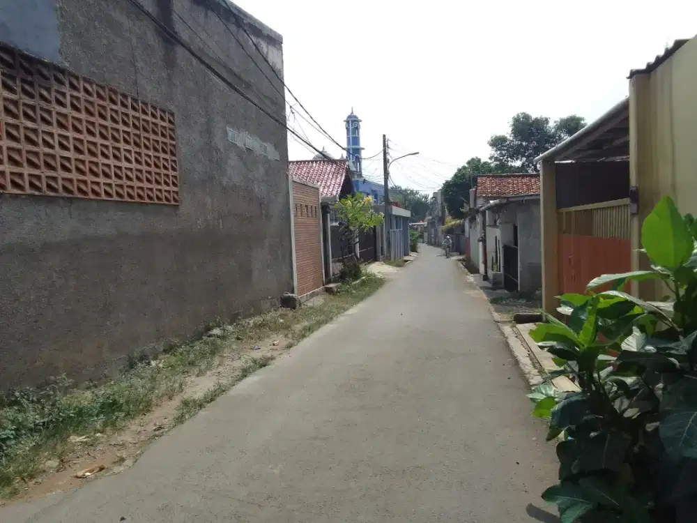 RUMAH MINIMALIS 3 LANTAI