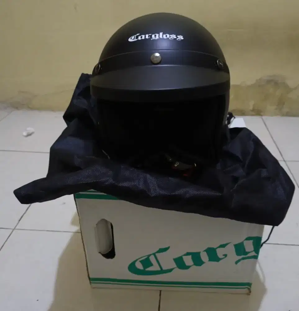 HELM CARGLOS ORI MASIH BARU UKURAN M