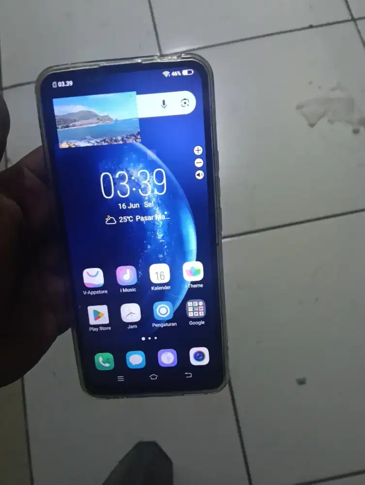 Vivo  v15 pro ram8/256