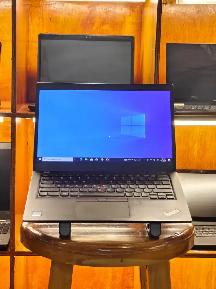 LENOVO THINKPAD X390 i5-8265U RAM 16GB SSD 256GB TOUCHSCREEN SLM RINGN