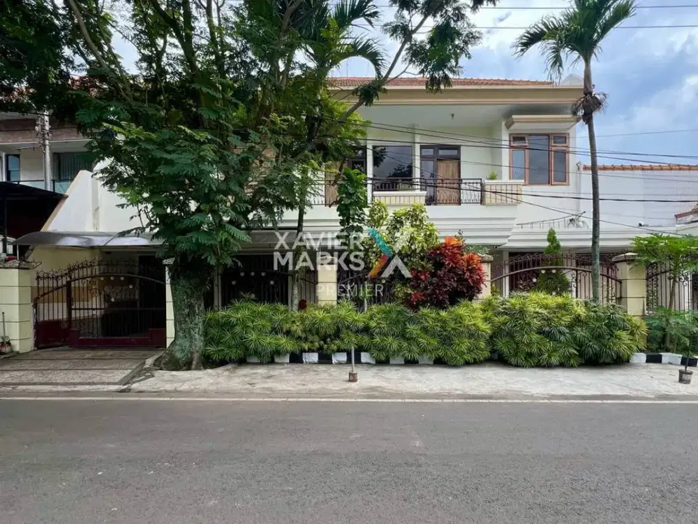 Dijual Rumah Klasik Lokasi Strategis Tengah Kota di Jalan Pulau-pulau, Klojen Kota Malang