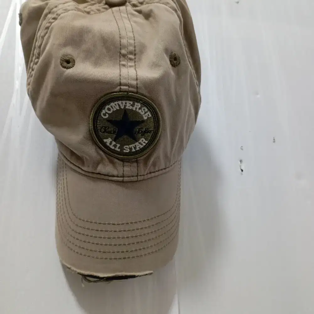 Topi tempur hijau belel