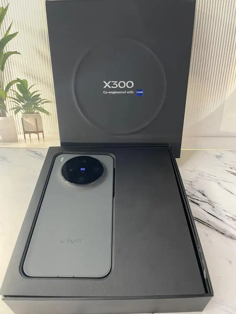 vivo x300 12/256 fullset original like new mulus fullset original