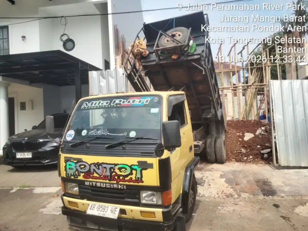 Jasa buang puing dan buang sampah