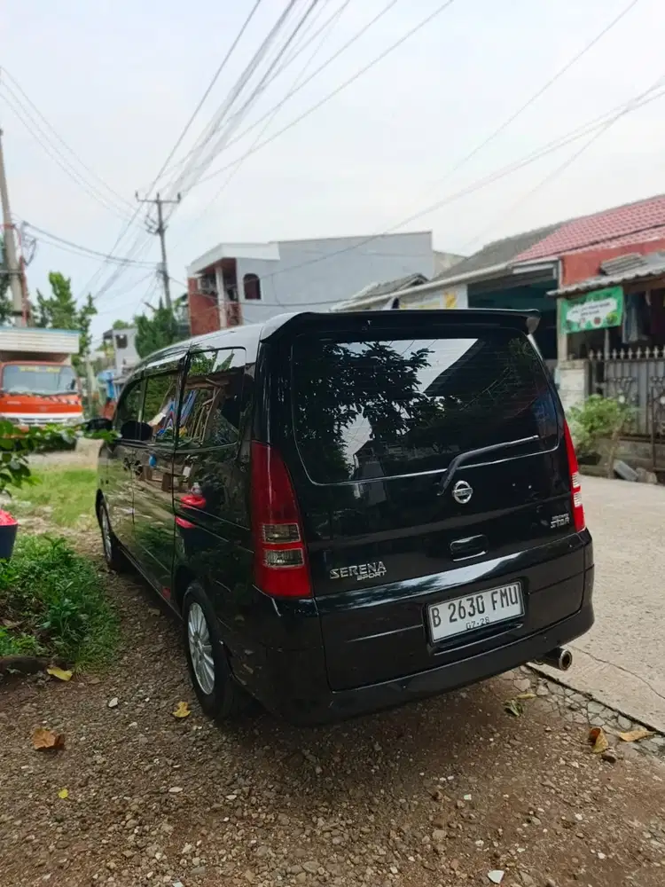 Nissan Serena 2009 Bensin