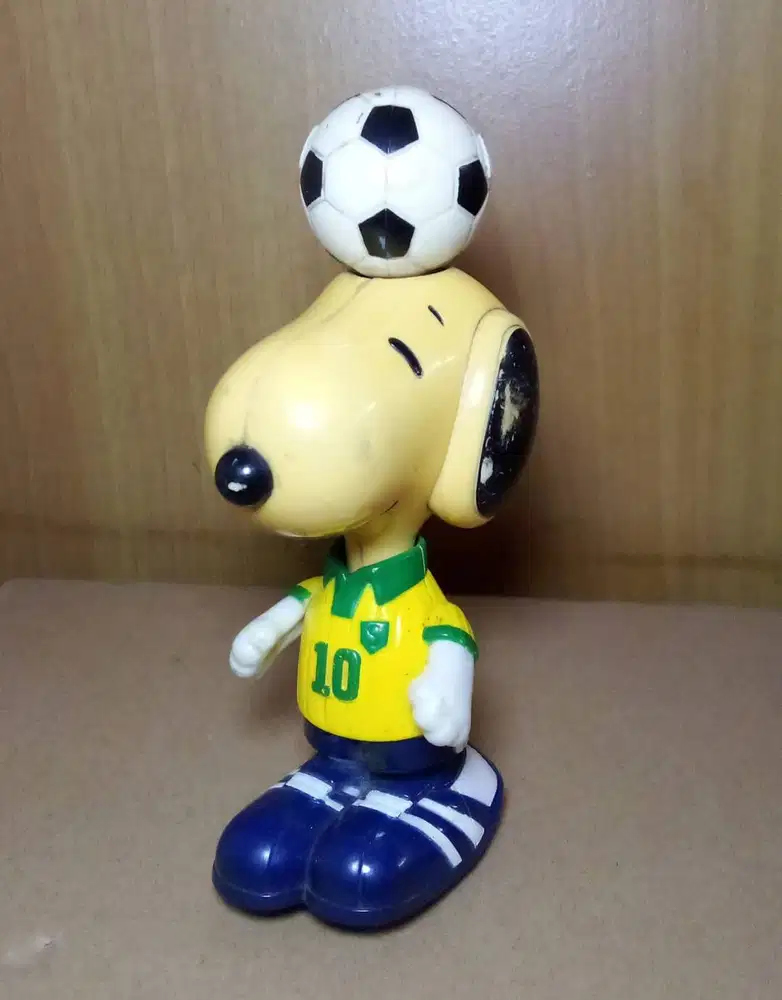Happymeal Snoopy World Cup Edition 2002