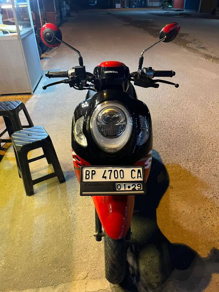 Honda scoopy 2023