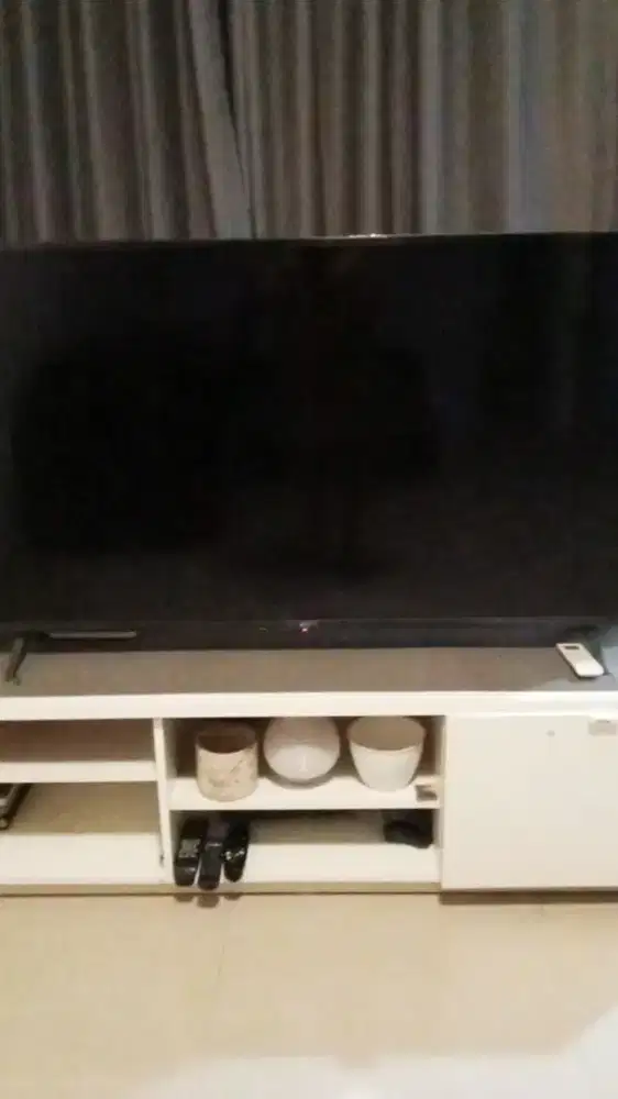 SMART TV MERK LG UHD 4K 55 inch
