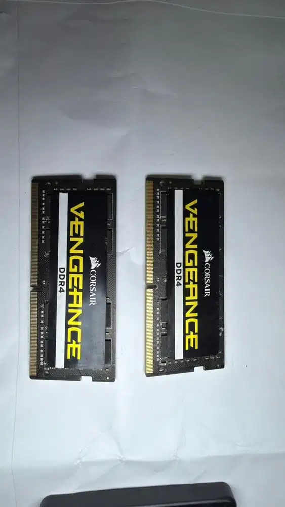 Ram dan SSD corsair