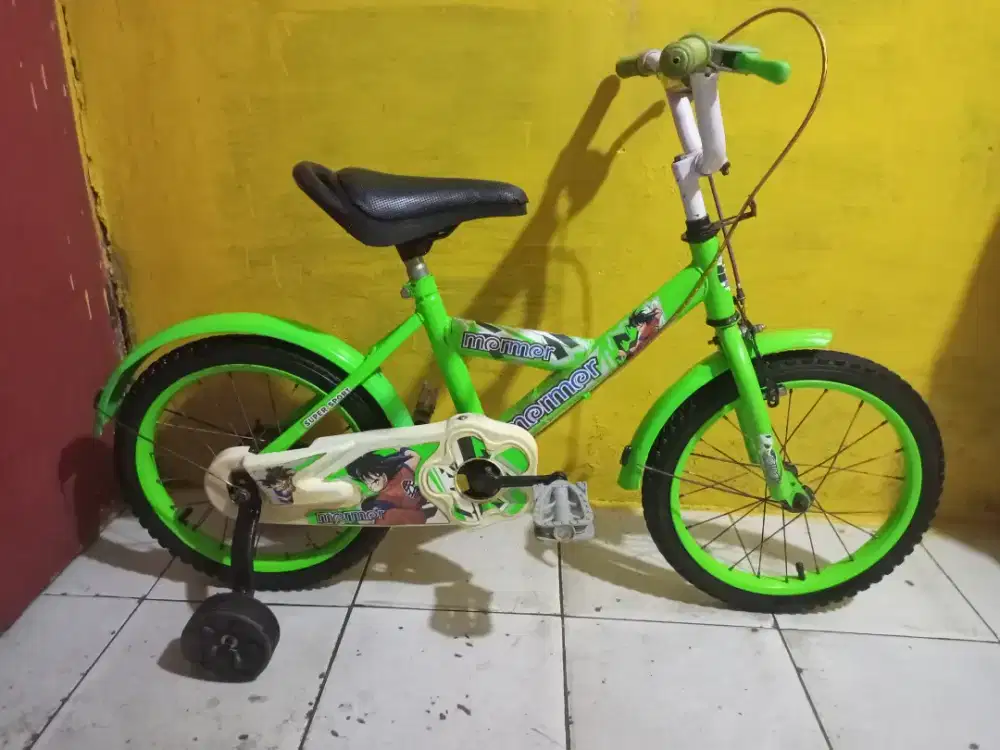 Sepeda anak ukuran 16 plus RODA BANTU KOKOH SIAP PAKAI