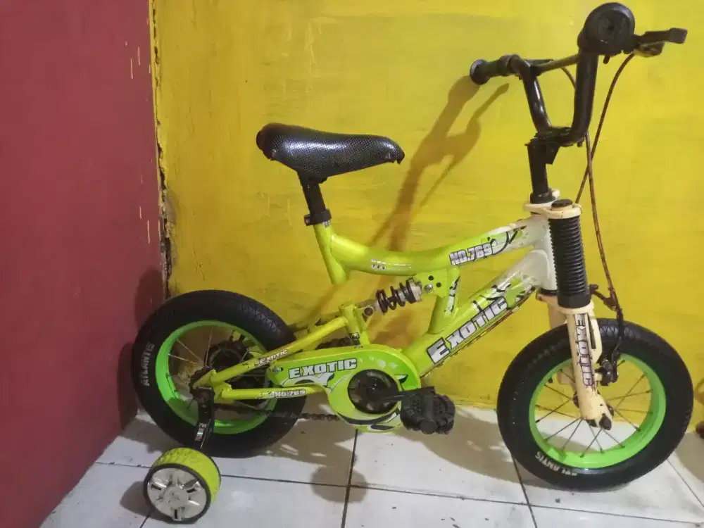 SEPEDA ANAK COWOK UKURAN 12 PLUS RODA ada suspensi Tengah KOKOH